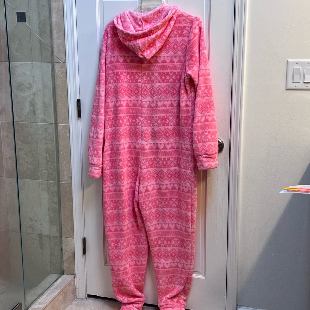 Cozy Pink Patterned Onsie - Picture 2 of 4